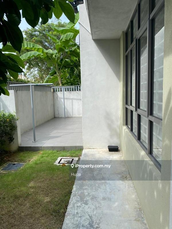 Zero-Lot Bungalow for Sale in Presint 16, Putrajaya by Huda - iProperty.com.my