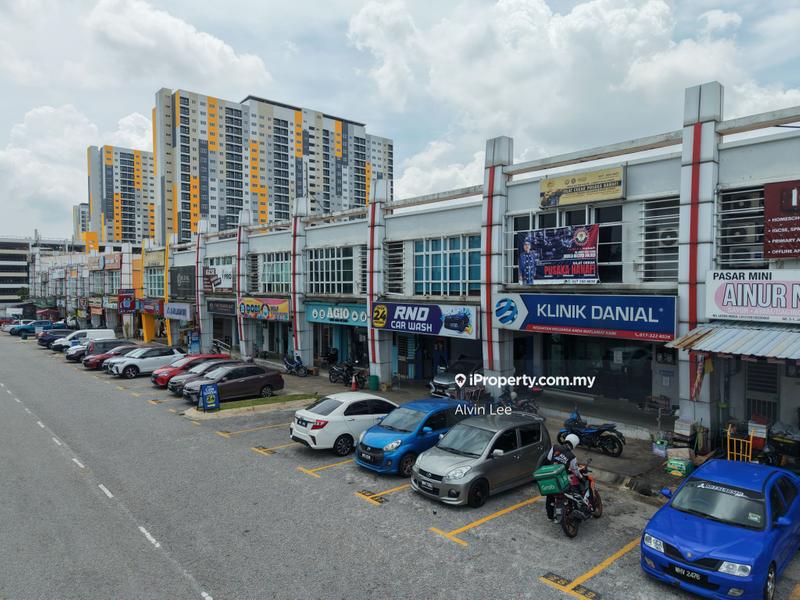 Shop / Office untuk Dijual di Taman Cahaya Alam, Shah Alam oleh Alvin Lee - iProperty.com.my