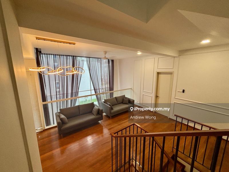 Bungalow House untuk Dijual di Lakefront Villa, Cyberjaya oleh Andrew Wong - iProperty.com.my