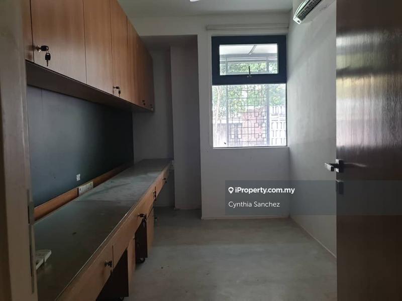Bungalow House for Sale in Ampang Hilir, Ampang by Cynthia Sanchez - iProperty.com.my