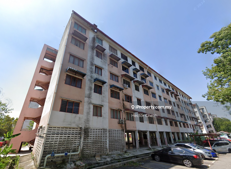 For Sale - Flat PKNS Section 7