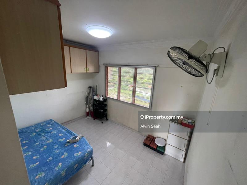 Apartment for Sale in Laksamana Cheng Ho by Alvin Seah - iProperty.com.my