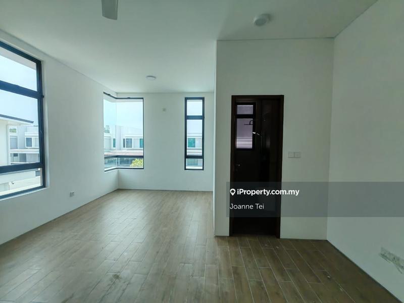 Rumah Berkembar untuk Disewa di Perdana Lakeview East, Cyberjaya oleh Joanne Tei - iProperty.com.my