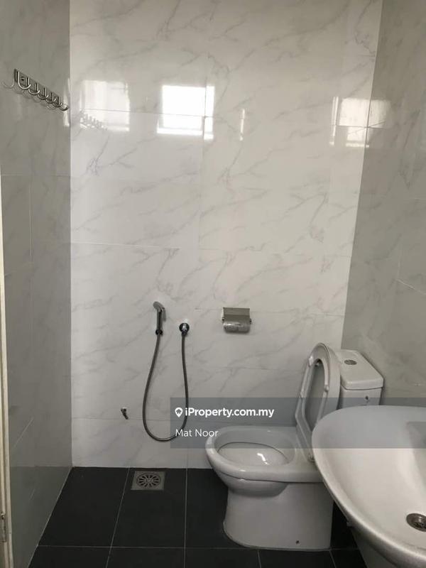 Kediaman Servis untuk Dijual di Vista Alam Serviced Apartment oleh Mat Noor - iProperty.com.my