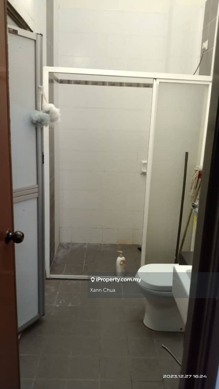 Rumah Berkembar untuk Dijual di Bandar Putra Permai, Seri Kembangan oleh Xann Chua - iProperty.com.my