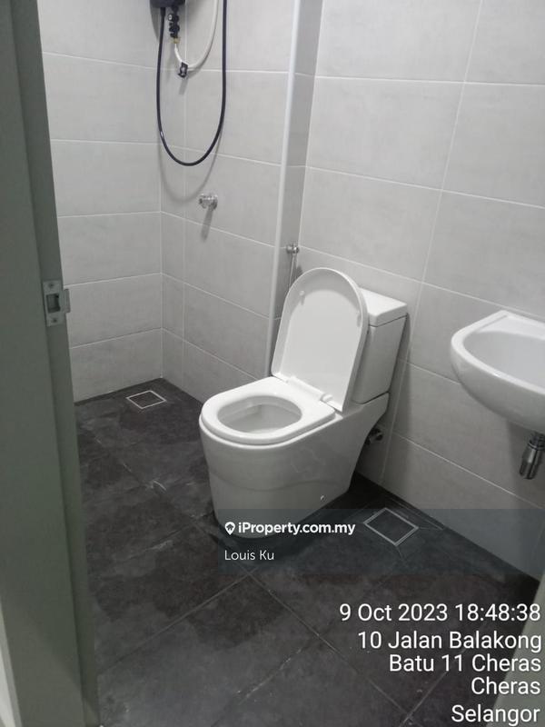 Service Residence for Sale in B11 Parkland Residence by Louis Ku - iProperty.com.my