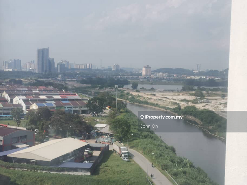 For Sale - First Subang (SS 15 Courtyard)