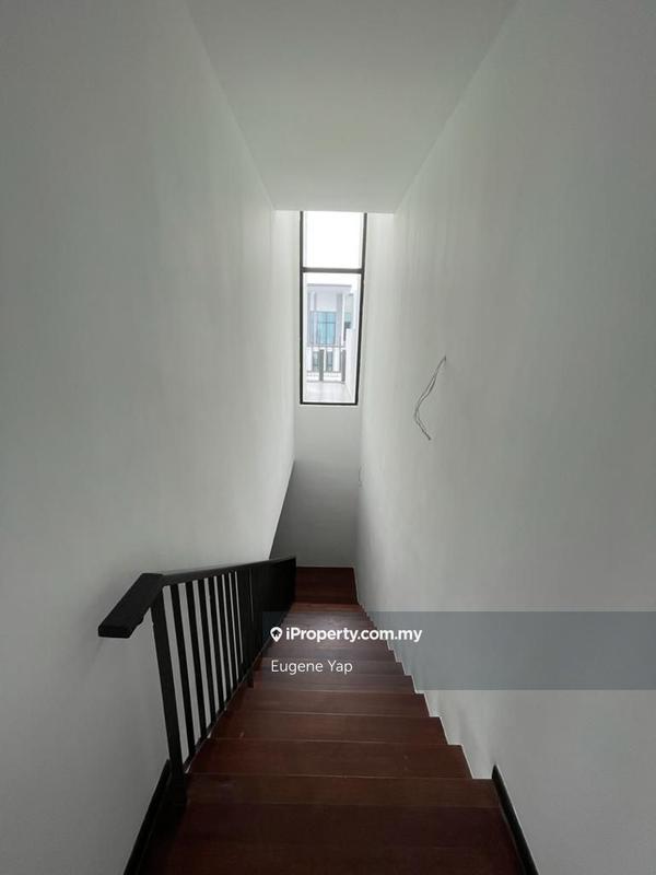 Rumah Teres 3-Tingkat untuk Dijual di Bukit Rahman Putra, Sungai Buloh oleh Eugene Yap - iProperty.com.my