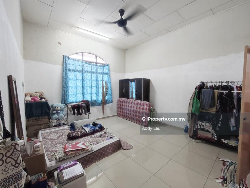 Semi-Detached House for Sale in Taman Yayasan, Segamat by Addy Lau - iProperty.com.my