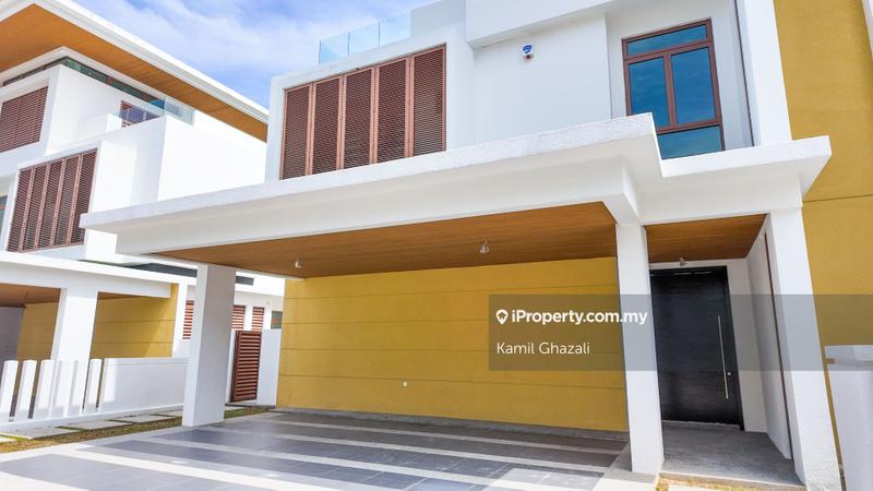 Semi-Detached House for Sale in LAKE VIEW Astana Residence, Presint 8, Presint 8 by Kamil Ghazali - iProperty.com.my