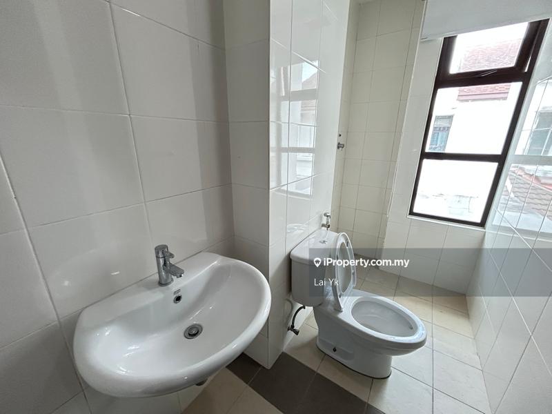 Semi-Detached House for Sale in Usj 17, Subang Jaya by Lai Yk - iProperty.com.my