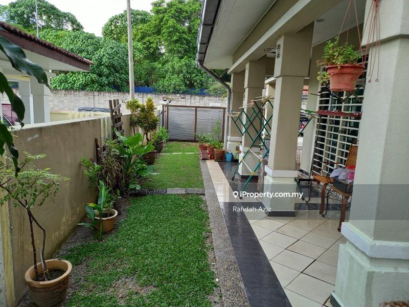 2-storey Terraced House for Sale in Taman Kelana Idaman, Ara Damansara by Rafidah Aziz - iProperty.com.my