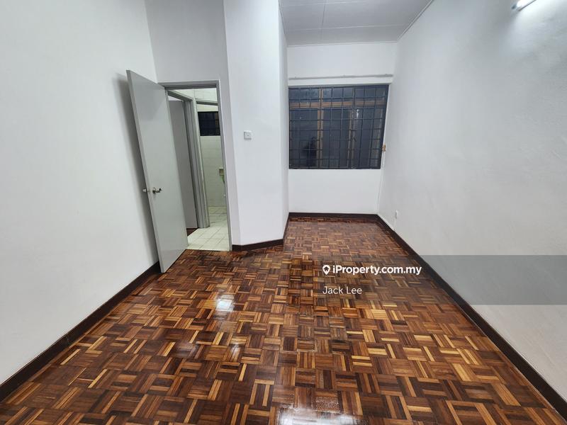 Rumah Berangkai 2 Tingkat untuk Dijual di Bandar Utama 10, Bandar Utama oleh Jack Lee - iProperty.com.my