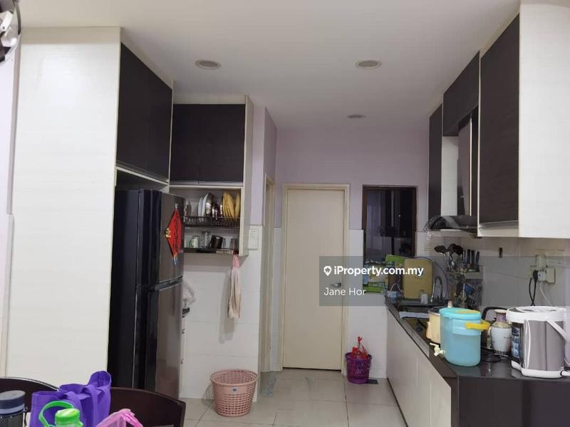 Townhouse for Sale in 16 Sierra, Puchong by Jane Hor - iProperty.com.my