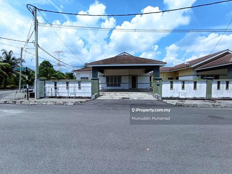 Banglo untuk Dijual di Taman Lekir Bestari, Lekir oleh Muinuddin Muhamad - iProperty.com.my