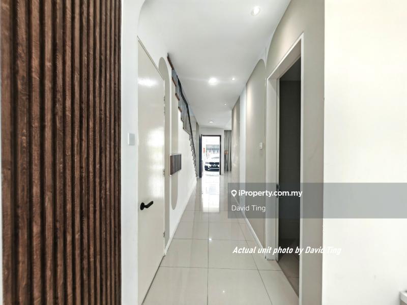 Rumah Berangkai 3 Tingkat untuk Dijual di Lake Fields, Sungai Besi oleh David Ting - iProperty.com.my