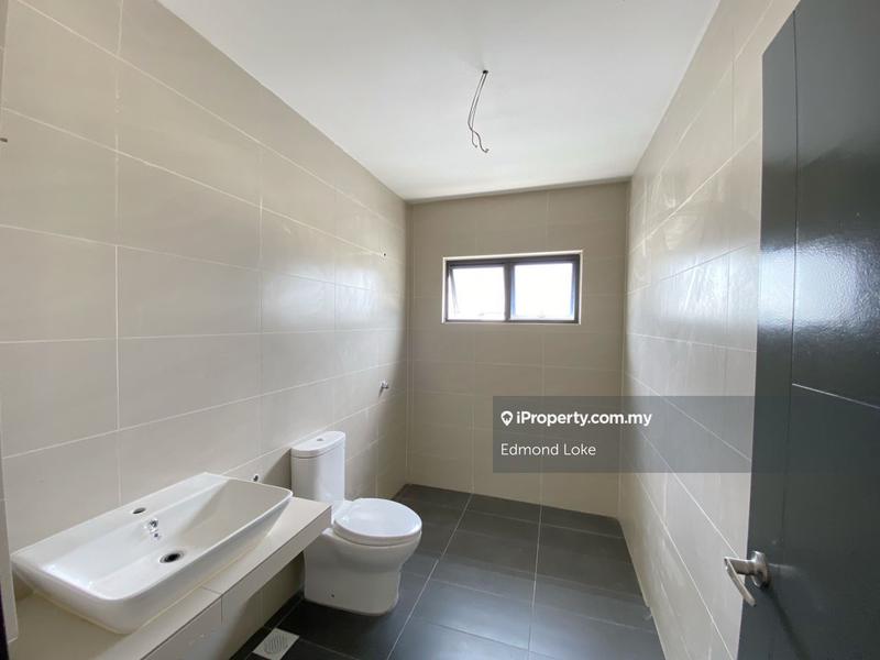 3-storey Terraced House for Sale in Hijauan Selayang , Selayang, Selayang by Edmond Loke - iProperty.com.my