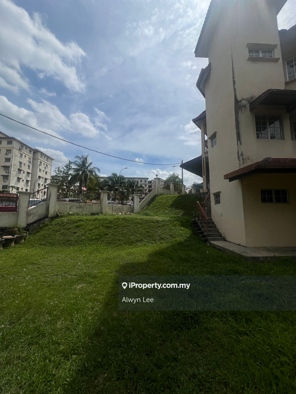 Rumah Teres 2.5-Tingkat untuk Dijual di Taman Minang Ria, Cheras oleh Alwyn Lee - iProperty.com.my