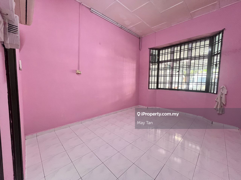Rumah Teres 2-Tingkat untuk Dijual di Taman Sri Kluang, Kluang oleh May Tan - iProperty.com.my
