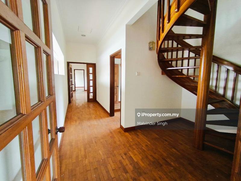 Banglo untuk Dijual di Taman Tar, Ampang oleh Mel Walia - iProperty.com.my