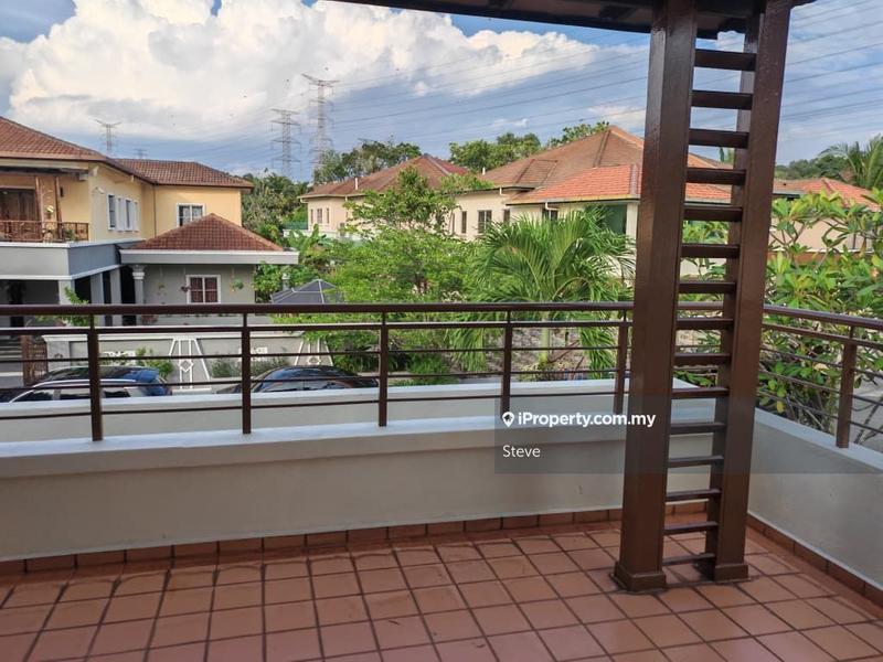 Semi-Detached House for Sale in Bandar Putra Permai, Seri Kembangan by Steve - iProperty.com.my