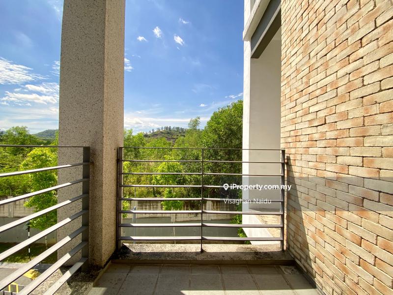 3.5-storey Terraced House for Sale in Fields of Gold Villa Senja Rawang, Rawang by Visaghan Naidu - iProperty.com.my