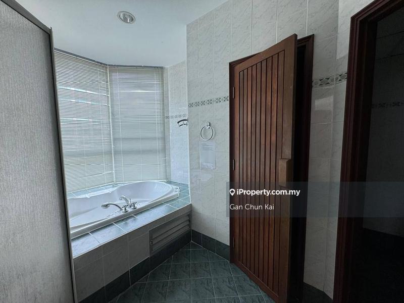 Condominium for Rent in Gurney Beach Resort by Gan Chun Kai - iProperty.com.my