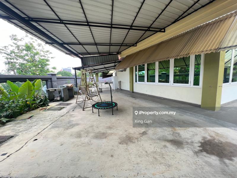 Bungalow House for Sale in Bukit Gasing, Petaling Jaya by King Gan - iProperty.com.my