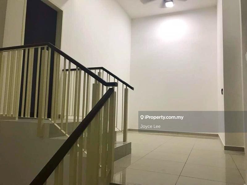 Rumah Berangkai 2 Tingkat untuk Dijual di Setia Ecohill, Semenyih oleh Joyce Lee - iProperty.com.my