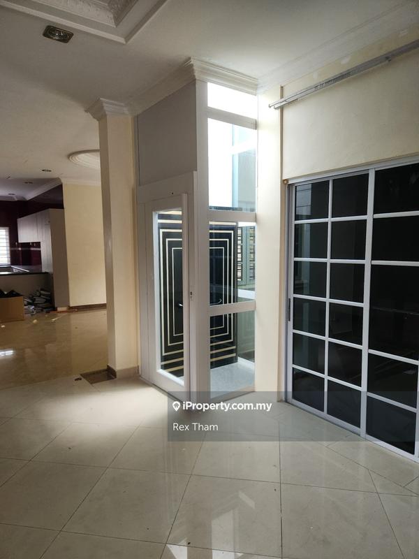 Bungalow House for Rent in Country Heights, Kajang by Rex Tham - iProperty.com.my