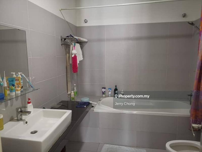 For Sale - X2 Residency, Taman Putra Prima, Puchong