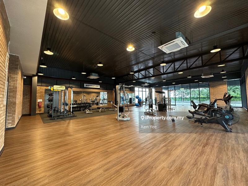 For Sale - Emhub, Warehouse/ Office/ Showroom in one, Kota Damansara, PJ Selangor