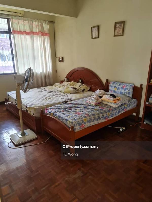 Semi-Detached House for Sale in Taman Overseas Union (Taman Oug), Jalan Klang Lama (Old Klang Road) by FC Wong - iProperty.com.my