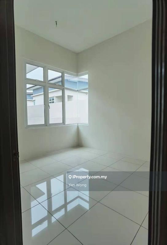 Bungalow House for Sale in yd3kp, Bukit Mertajam by Yan Wong - iProperty.com.my