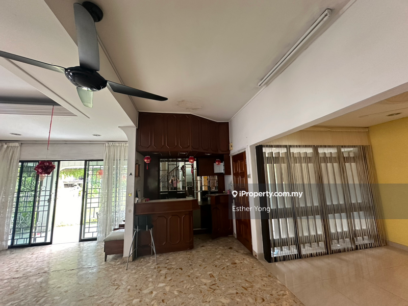 Rumah Berkembar untuk Dijual di Taman Danau Desa, Taman Desa oleh Esther Yong - iProperty.com.my