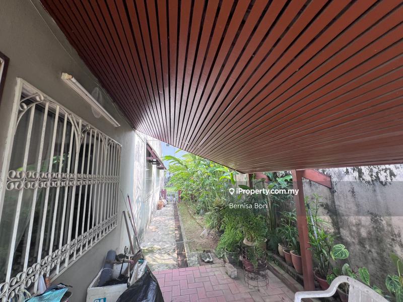 Rumah Berkembar untuk Dijual di SS1, Petaling Jaya oleh Bernisa Bon - iProperty.com.my