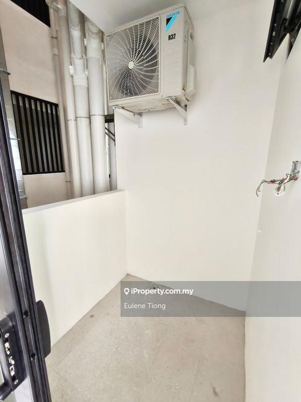 Kediaman Servis untuk Dijual di Tower 33 oleh Eulene Tiong - iProperty.com.my