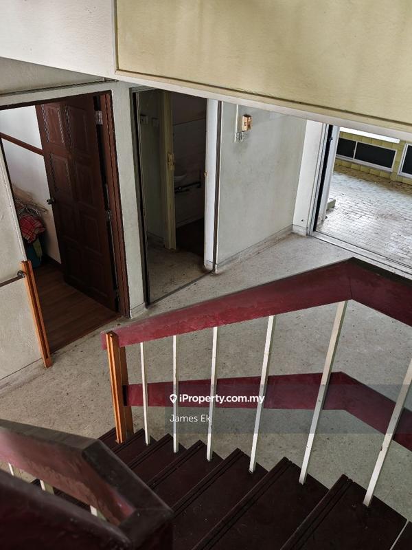 Rumah Teres 2-Tingkat untuk Dijual di Taman Pertama, Cheras oleh James Ek - iProperty.com.my