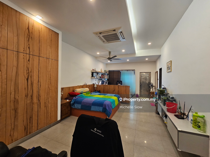 Rumah Berkembar untuk Dijual di Batu 9, Cheras oleh Michelle Siow - iProperty.com.my