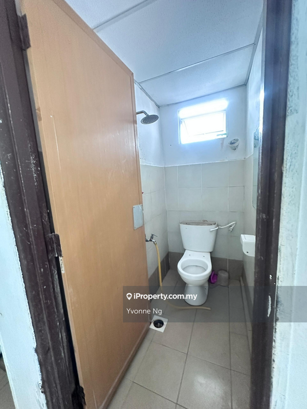 Shop-Office for Sale in Mutiara Mas 3 Storey Shophouse, Skudai by Yvonne Ng - iProperty.com.my