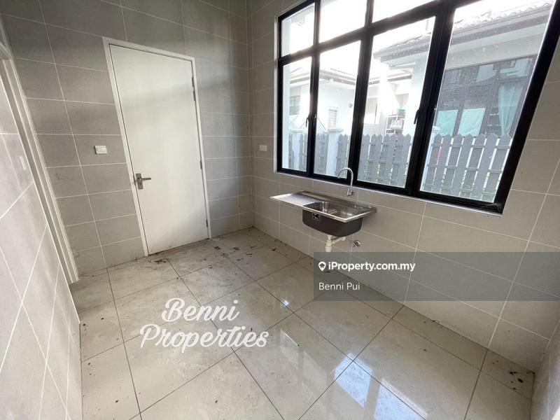 Rumah Berkembar untuk Dijual di Eco Majestic, Semenyih oleh Benni Pui - iProperty.com.my