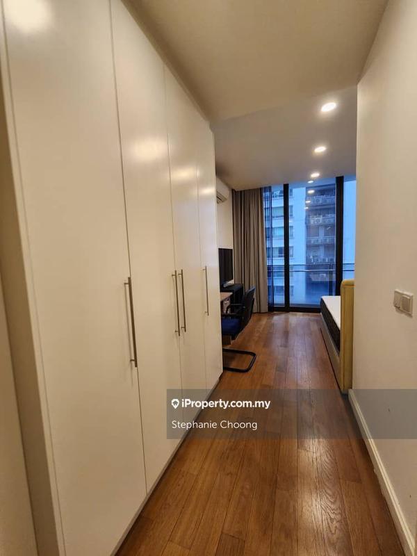 For Sale - 6 CapSquare