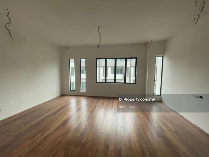 Rumah Teres 4-Tingkat untuk Dijual di 8 Babington Residence 4/Storey/Luxury Link House, George Town oleh Rick Goh - iProperty.com.my