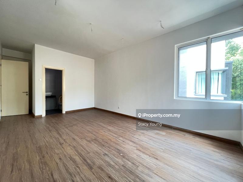 Rumah Berkembar untuk Dijual di Bandar Sungai Long, Cheras oleh Stacy Young - iProperty.com.my
