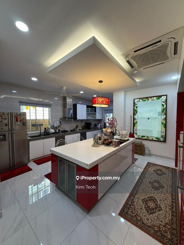 Rumah Berkembar untuk Dijual di Taman Saujana, Klang oleh Kimi Teoh - iProperty.com.my