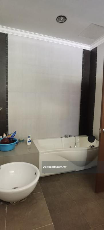 Bungalow House untuk Dijual di Taman Equine, Seri Kembangan oleh Vanny Lum - iProperty.com.my
