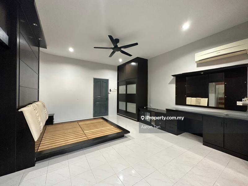Semi-Detached House for Sale in Medan Lapangan Legenda, Ipoh by Aaron Tan - iProperty.com.my