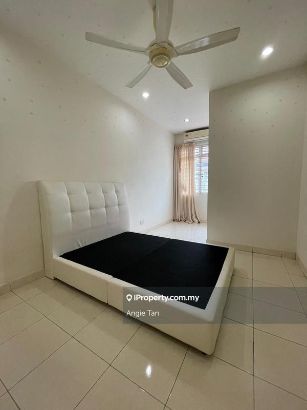 Rumah Berangkai 2 Tingkat untuk Dijual di Bandar Parklands, Klang oleh Angie Tan - iProperty.com.my