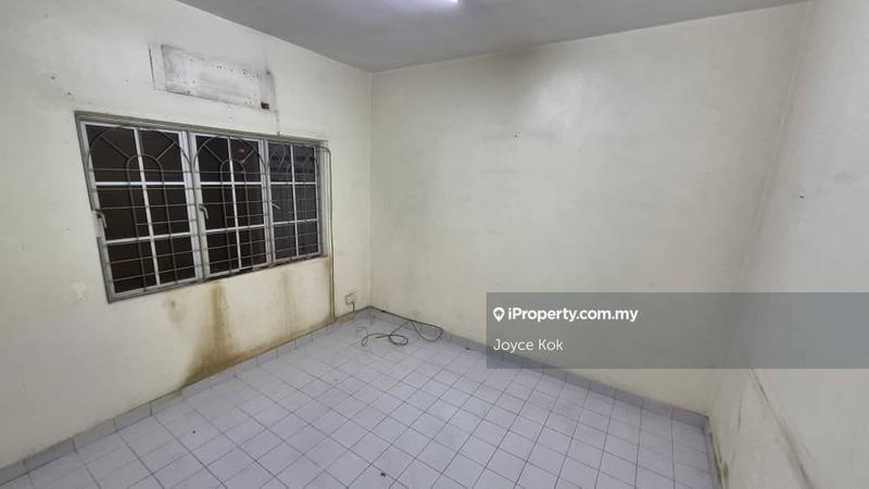 Rumah Berkembar untuk Dijual di Usj 5, Subang Jaya oleh Joyce Kok - iProperty.com.my