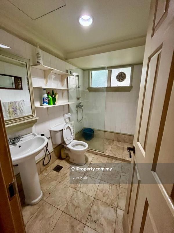 Condominium for Sale in Bungaraya Condominium by Ivan Kok - iProperty.com.my